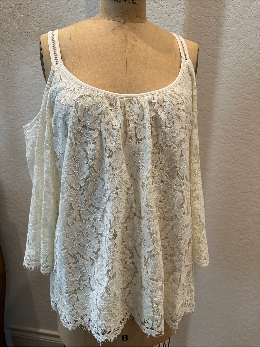 White House Black Market Cream Lace Cold-Shoulder Blouse